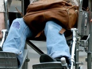 Şırnak'ta Engellilere Tekerlekli Sandalye Verildi