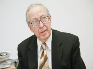 Türkiye'nin İlk Kültür Bakanı Hayatını Kaybetti