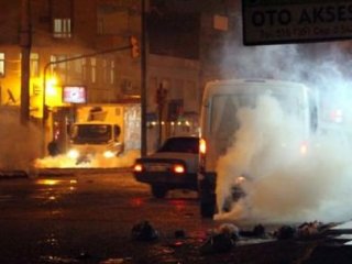 Zırhlı Araca Saldırı: 2 Polis Yaralı