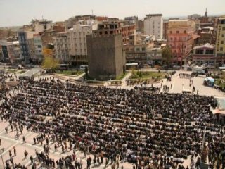 Diyarbakır'ın O Meydanı Artık Şeyh Said