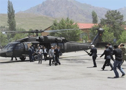 Bakanlar Hakkari'de