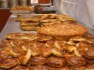 Eşlerine Kızıp Börekçi Açtılar