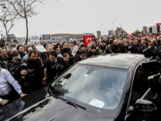 Hakan Şükür Destek İçin Zaman'da