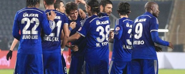F.Bahçe Bayburt Karşısında!