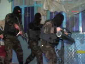 Antalya'da Uyuşturucu Operasyonu