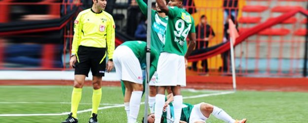 Bursaspor'a Kupa Maçında 2 Şok Birden!