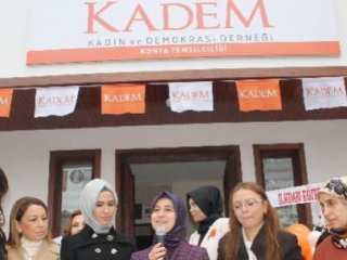 Sare Davutoğlu Dernek Açılışı Yaptı