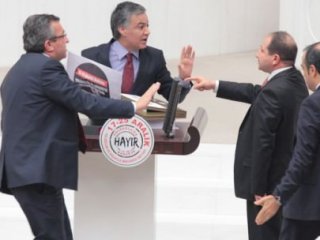 Meclis Genel Kurulu'nda Döviz Gerilimi