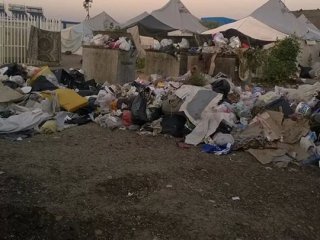 Türkmen kampı dökülüyor