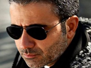 Emrah'a Çok Sert Gönderme