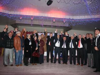 İlyas Özkan Güven Tazeledi