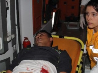 Çok Para Harcıyor Diye Oğlunu Bıçakladı!