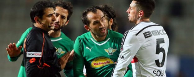 Alex ve Drogba'dan Sonra Sosa Da...