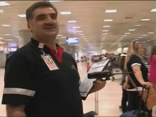 8 Dil Bilen Bagaj Görevlisi