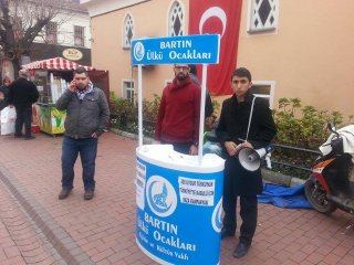 300 Uygur Türkü İçin İmza Kampanyası Başlattılar