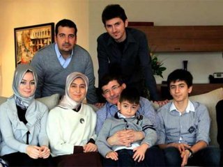 Davutoğlu'nun Kızına Büyük Saygısızlık