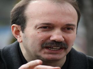 AKP-MHP Koalisyonu Ve 2002 Sendromu