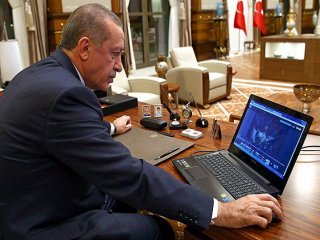 Erdoğan Yılın Fotoğrafını Seçti!