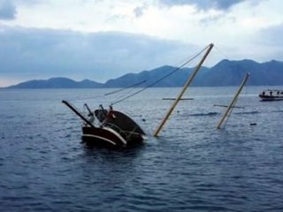 Muğla'da Tekne Battı! 8 Kişi Kayıp