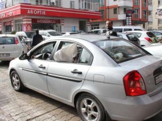 Adana'da Araba Camından Sarkan Ceset