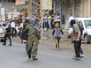 Cizre’de Kim Kime Nanik Yapıyor?