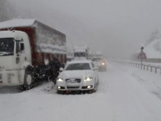Canlı Yayında İmdat Çığlığı!