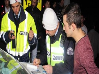 İşte Trafikte Kesilen İlk Cezanın Nedeni