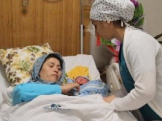 İşte Yeni Yılın İlk Bebekleri