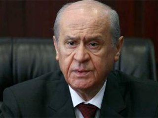 MHP Lideri Bahçeli Ak Parti'yi Topa Tuttu