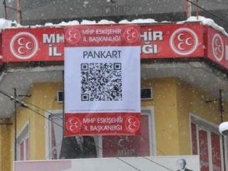 MHP'den İlginç Pankart!