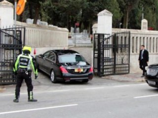 Cumhurbaşkanı Erdoğan'dan Kabir Ziyareti