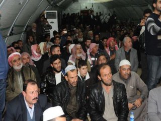 Çadır kentte Mevlit Kandili!