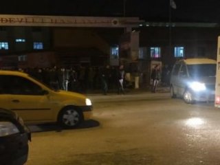 Van'da Bıçaklı Kavga: 1 Ölü, 3 Yaralı!