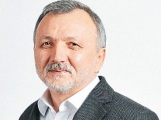 Yusuf Ziya Cömert Dümdüz Anlattı