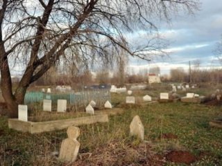 Böylesi Görülmedi! Mezarlığı Bile..