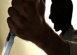 Kıskançlık yüzünden eski eşini bıçakladı