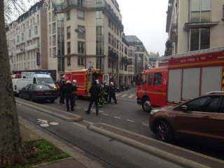 Batı Medyası Fransa İçin Ayağa Kalktı