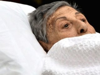 Müzeyyen Senar Huzurevine Yerleştirildi