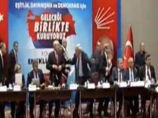 CHP Lideri Kemal Kılıçdaroğlu'na Saldırı!