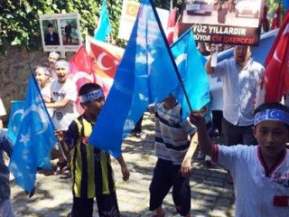 Doğu Türkistan'da Saldırı: 6 Ölü