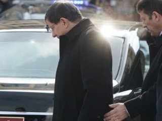 Davutoğlu O Camide!