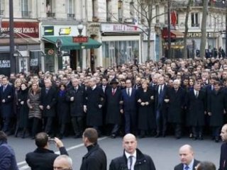 Bu Fotoğrafa Bir De Bu Açıdan Bakın!