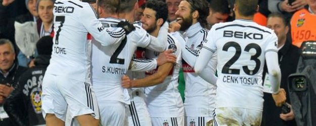 Beşiktaş, Fenerbahçe ve Galatasaray'a Fark Attı