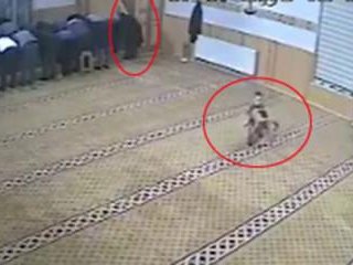 Bak Sen Şu Afacana!