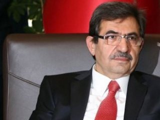 Bakan'dan Anlamlı Çıkış: Üç Tane Sezlonga Feda Etmeyiz!