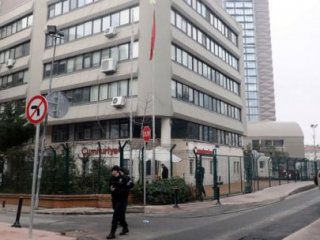 O Gazeteye Yoğun Güvenlik Önlemi