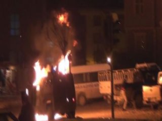 PKK Yanlıları Polis Aracını Yaktı