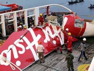 162 Yolculu Uçak Nasıl Düştü?