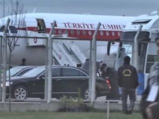 Başbakan Davutoğlu İngiltere'ye Gitti