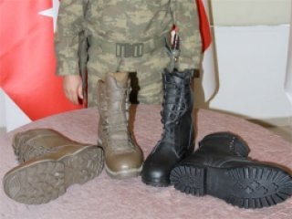 Türk Askerinin Giyeceği Yeni Bot Tanıtıldı